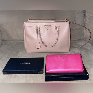 🔥TRADE🔥PRADA Saffiano leather mauve color bag / Authentic / With Prada Wallet